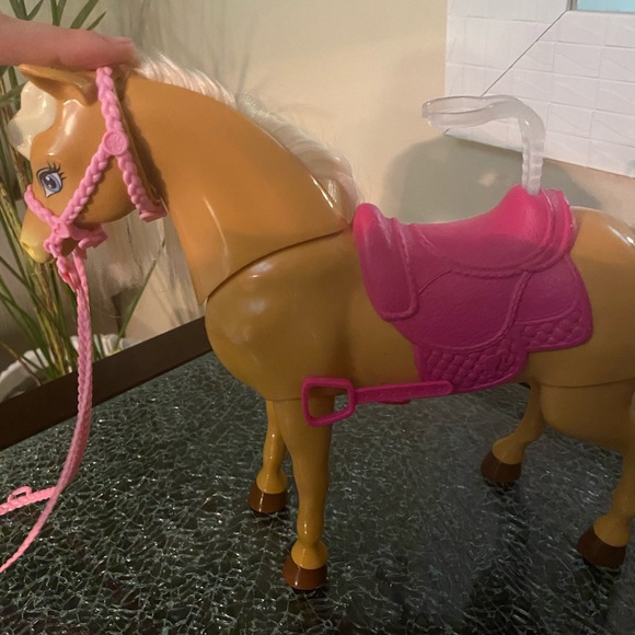 Barbie doll horses (2 included) *with free gift* - Picture 10 of 14